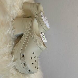 Crocs Siren Clog in Bone Size 7